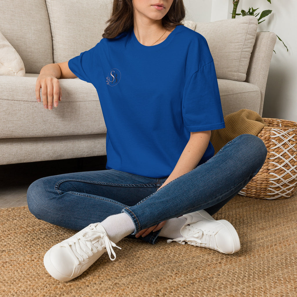 Minimal Monogram T-Shirt — Elegant 'B' Initial Tee