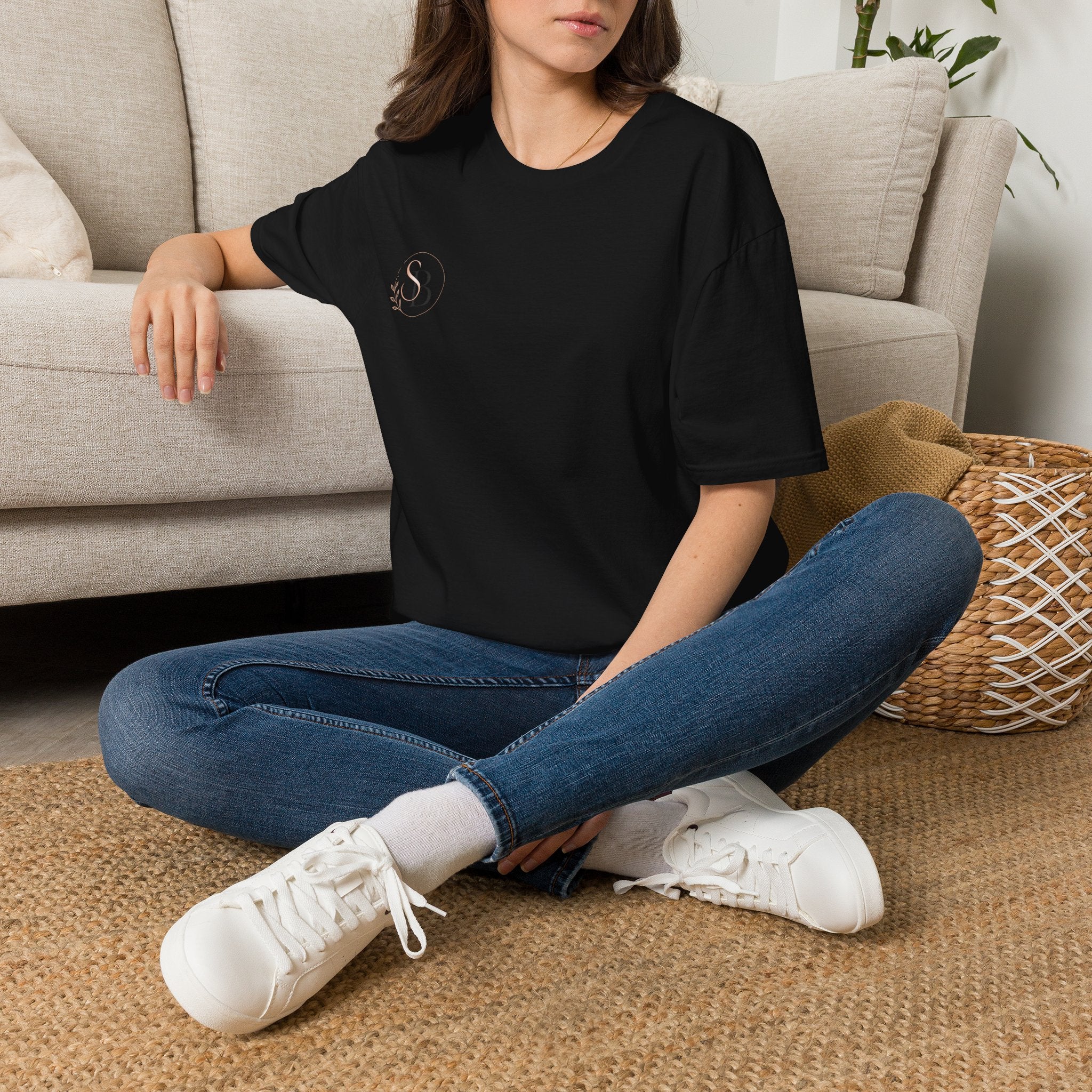 Minimal Monogram T-Shirt — Elegant 'B' Initial Tee