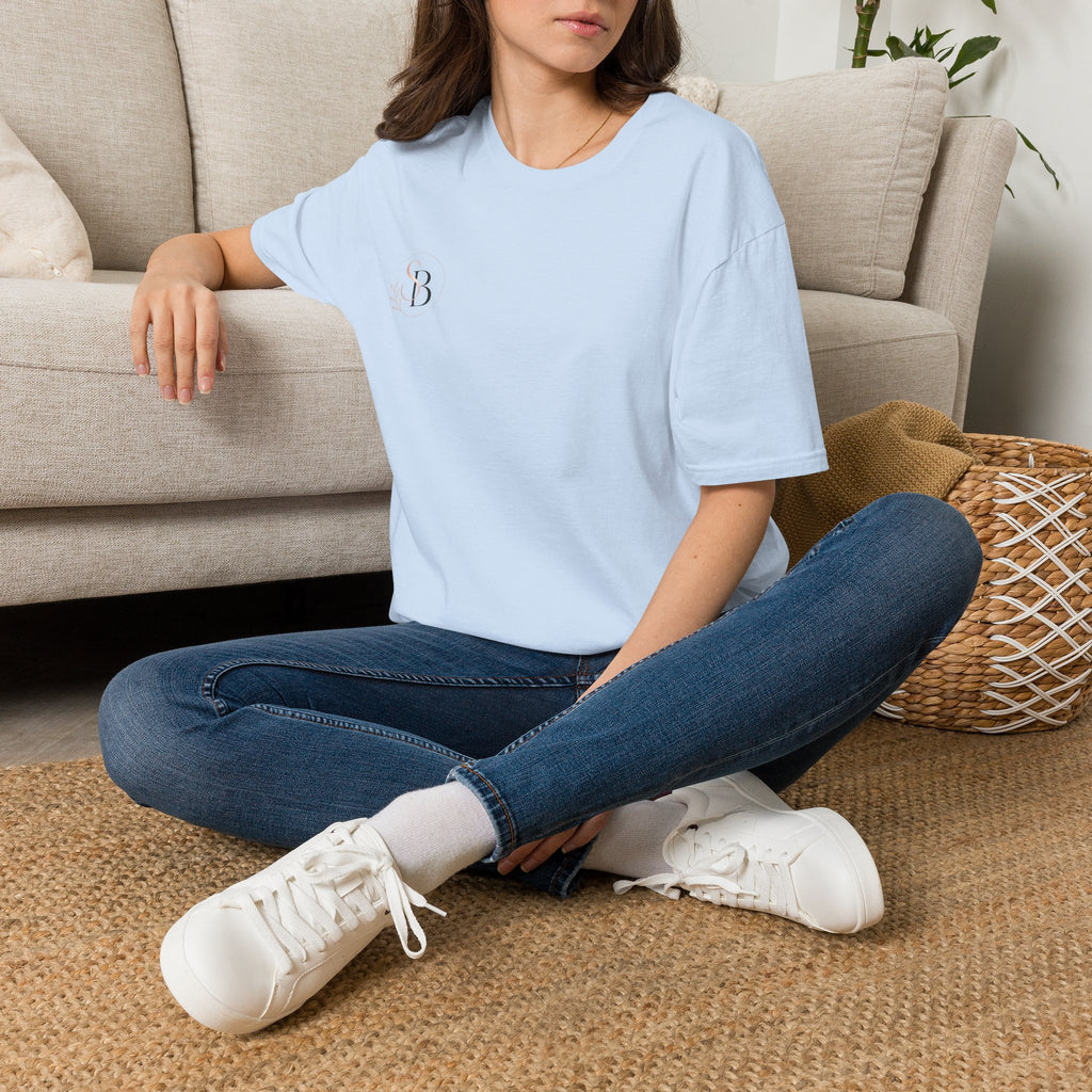 Minimal Monogram T-Shirt — Elegant 'B' Initial Tee