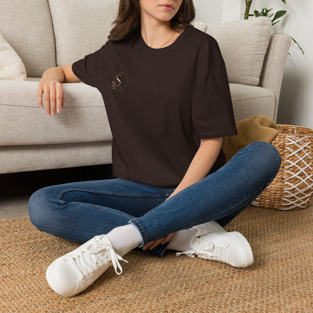 Minimal Monogram T-Shirt — Elegant 'B' Initial Tee
